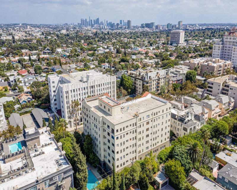 Hermoyne Apartments Image 48
