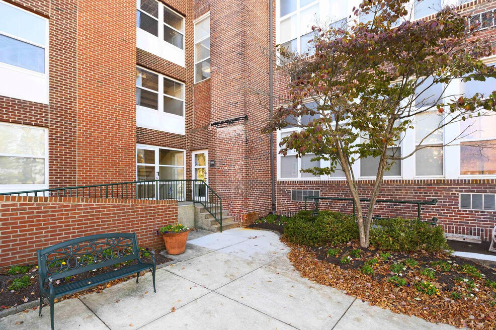 Affordable Housing - Warren Place Image 6