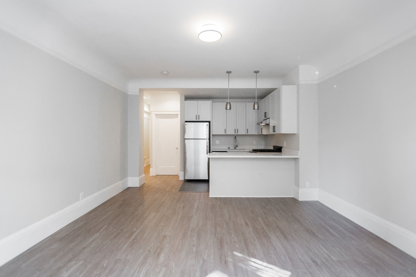 721 GEARY Apartments Image 16