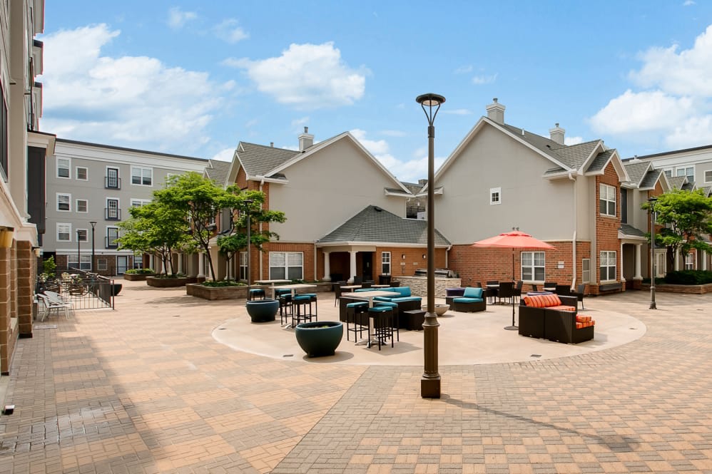 Loring Park Apartments Image 11