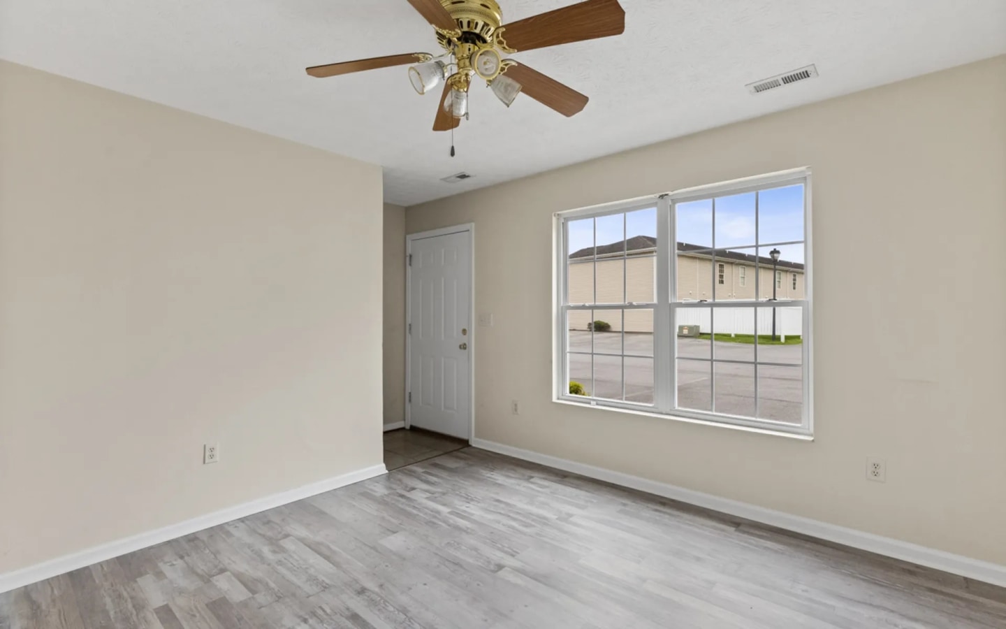 Promise Landing Image 12
