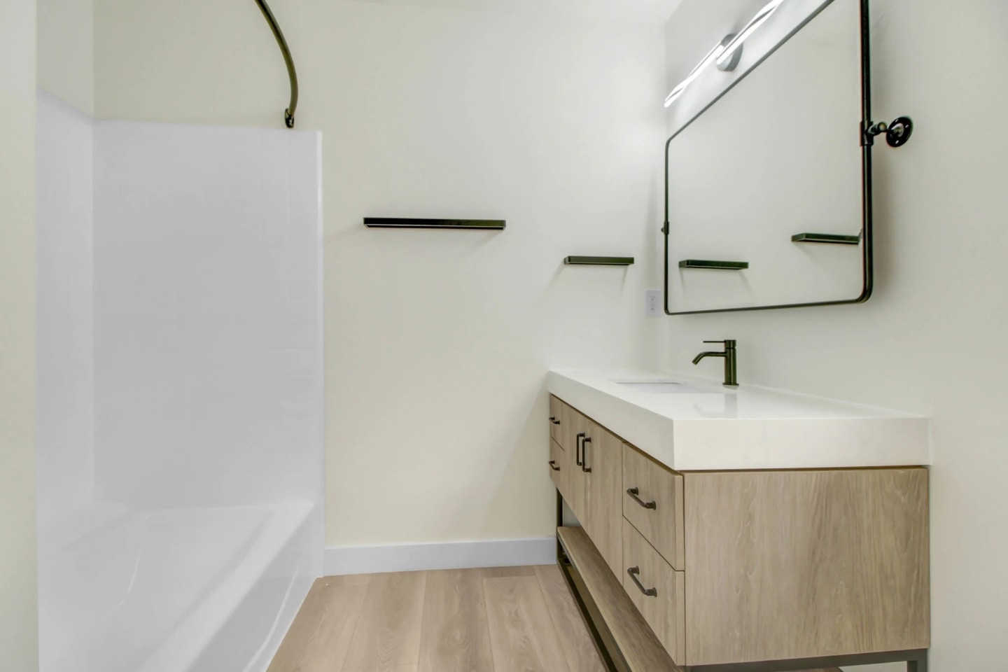 401 Washington Apartments Image 7