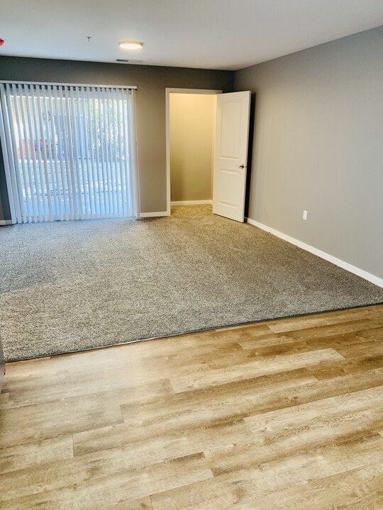 The Pacific Heights Apartments Image 2