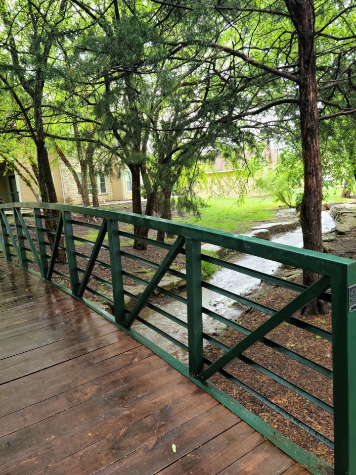 Pinnacle Woods Apartment Homes Image 14
