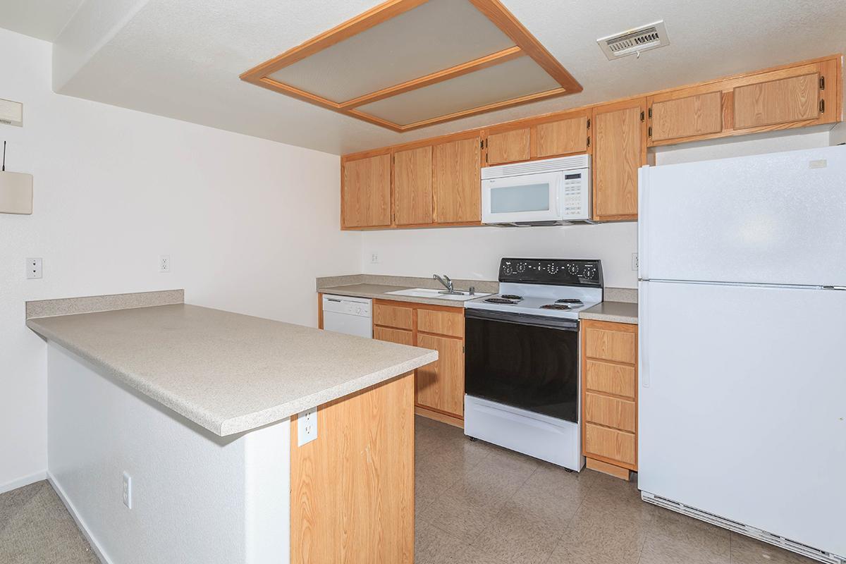 Desert Meadows Image 9