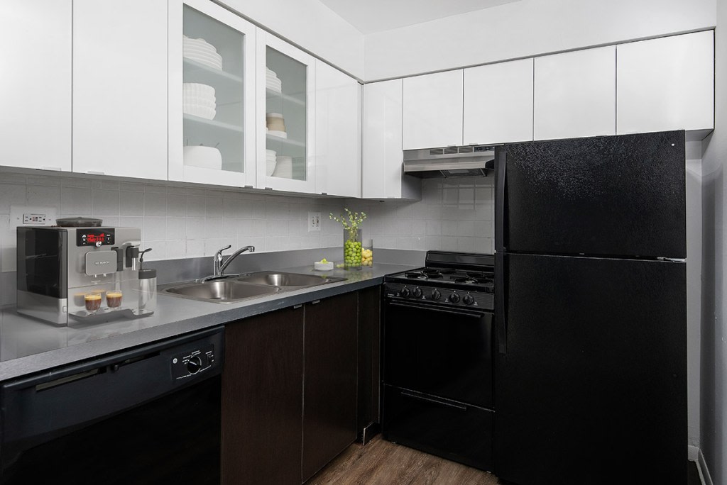 450 West Melrose Image 15
