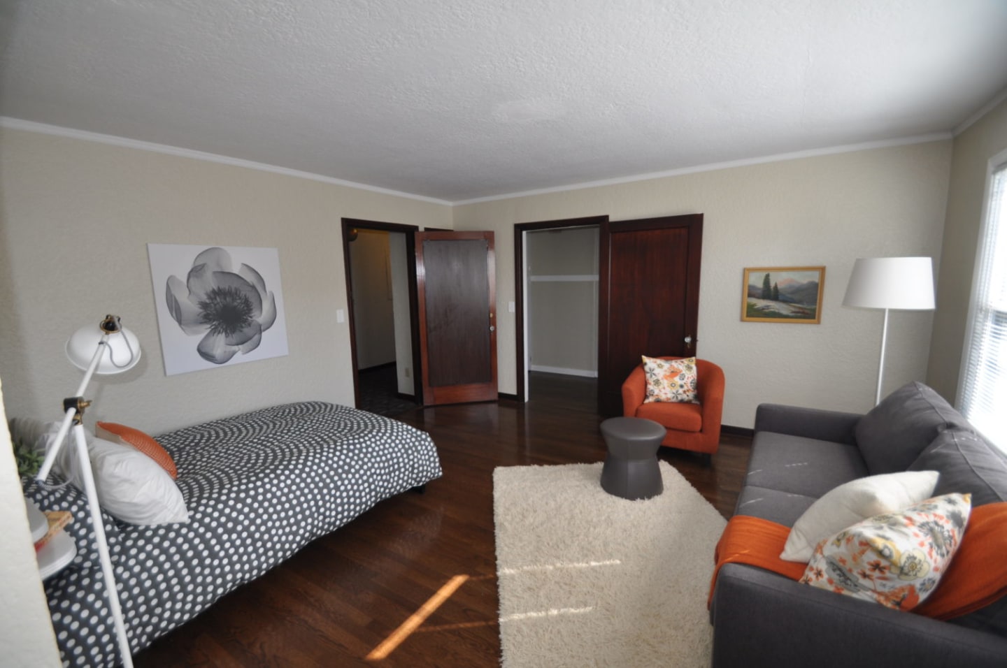 Gordon Apartments Image 2