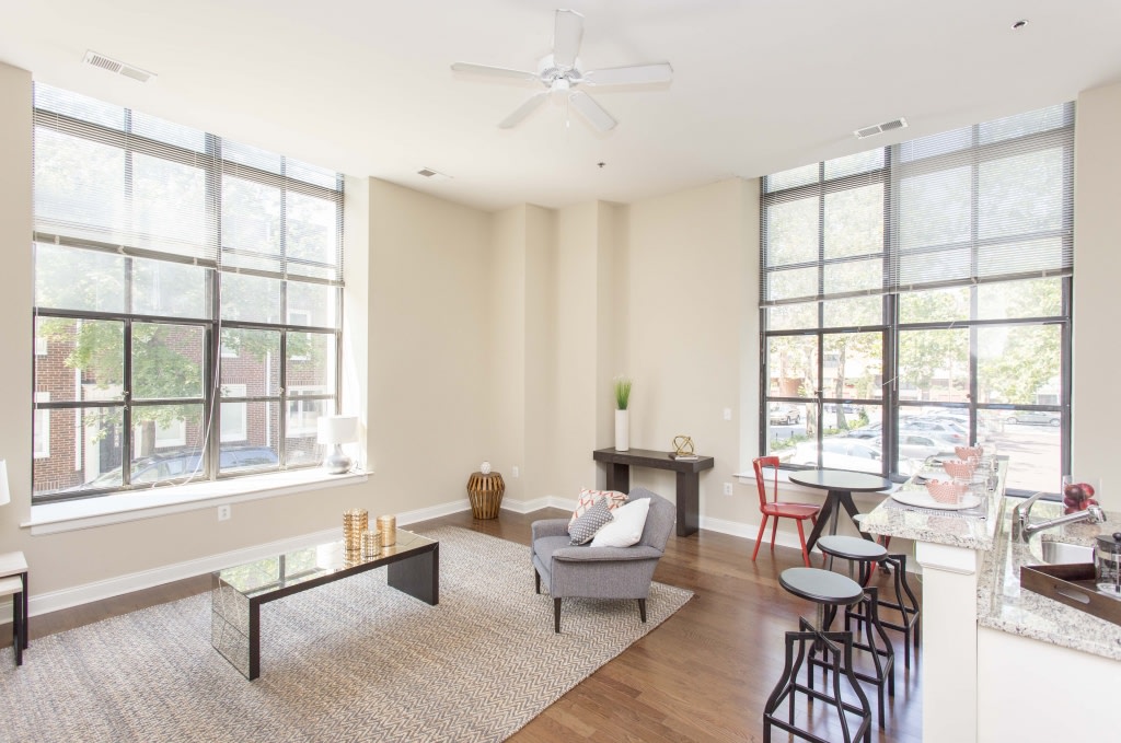 2100 Parkway Image 17