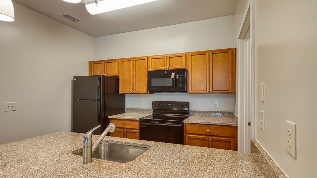 Valor Apartment Homes Image 19