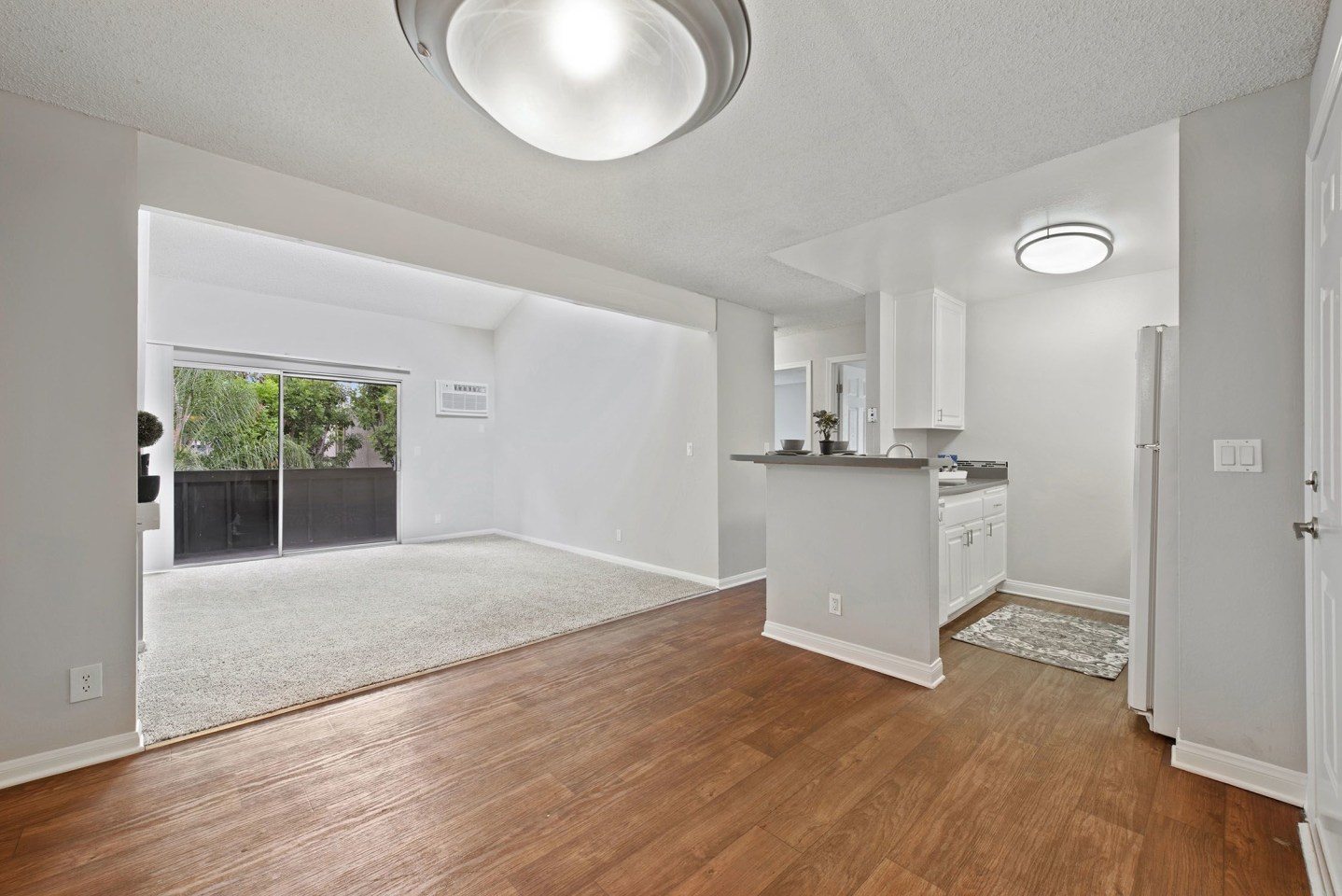 Twenty2Eleven Apartments Image 7
