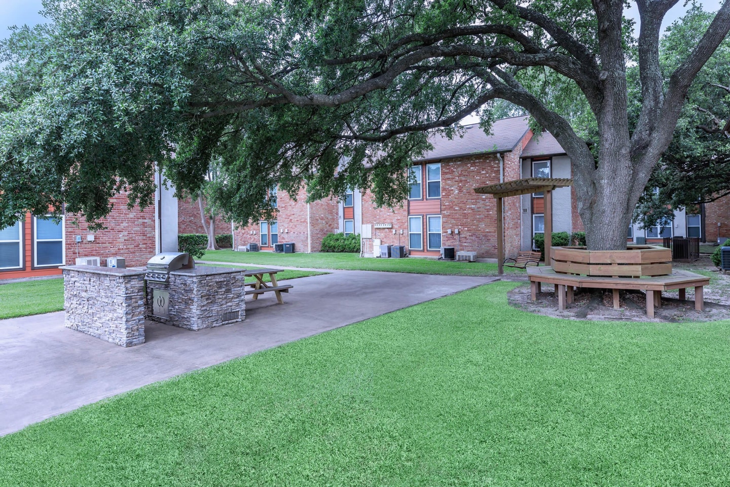 Residence at Deer Park Apartments Image 13