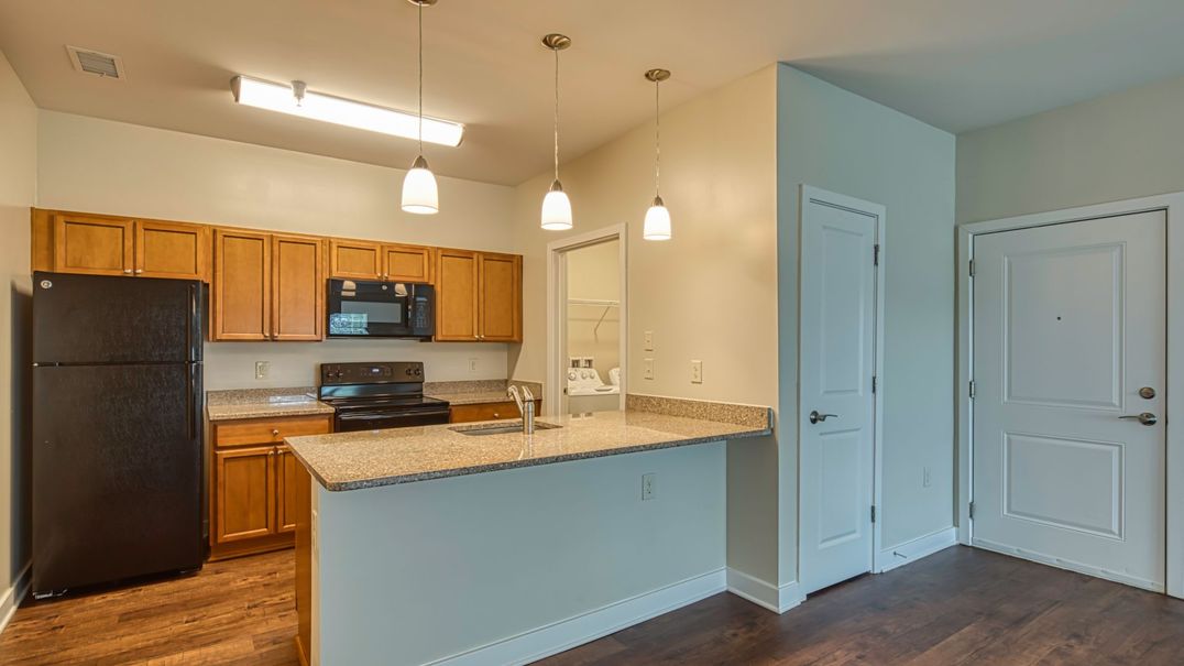 Valor Apartment Homes Image 15