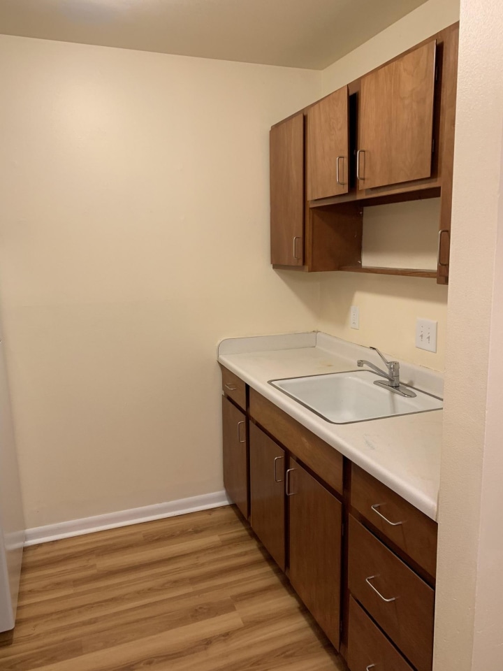 Parkview Manor Image 7
