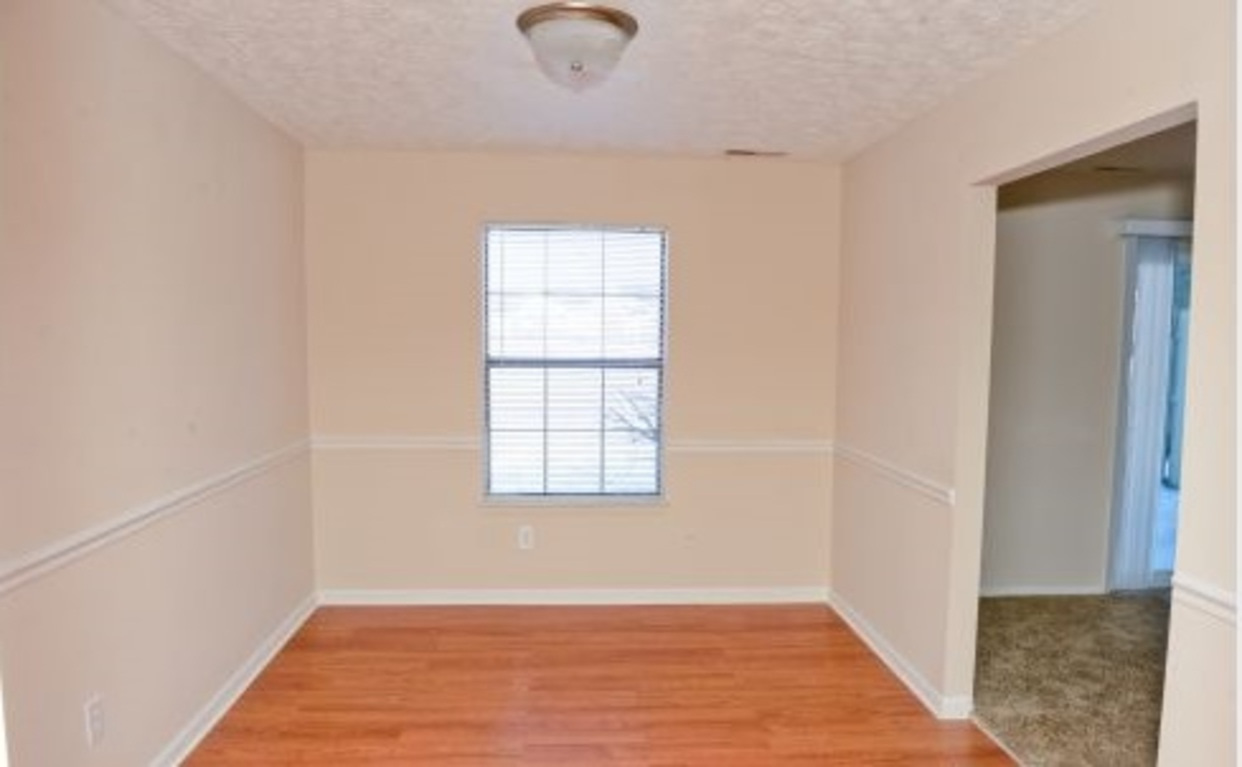 Castleton Manor Image 6