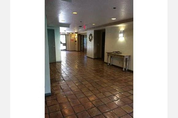 1210 N Cherokee Ave Image 21