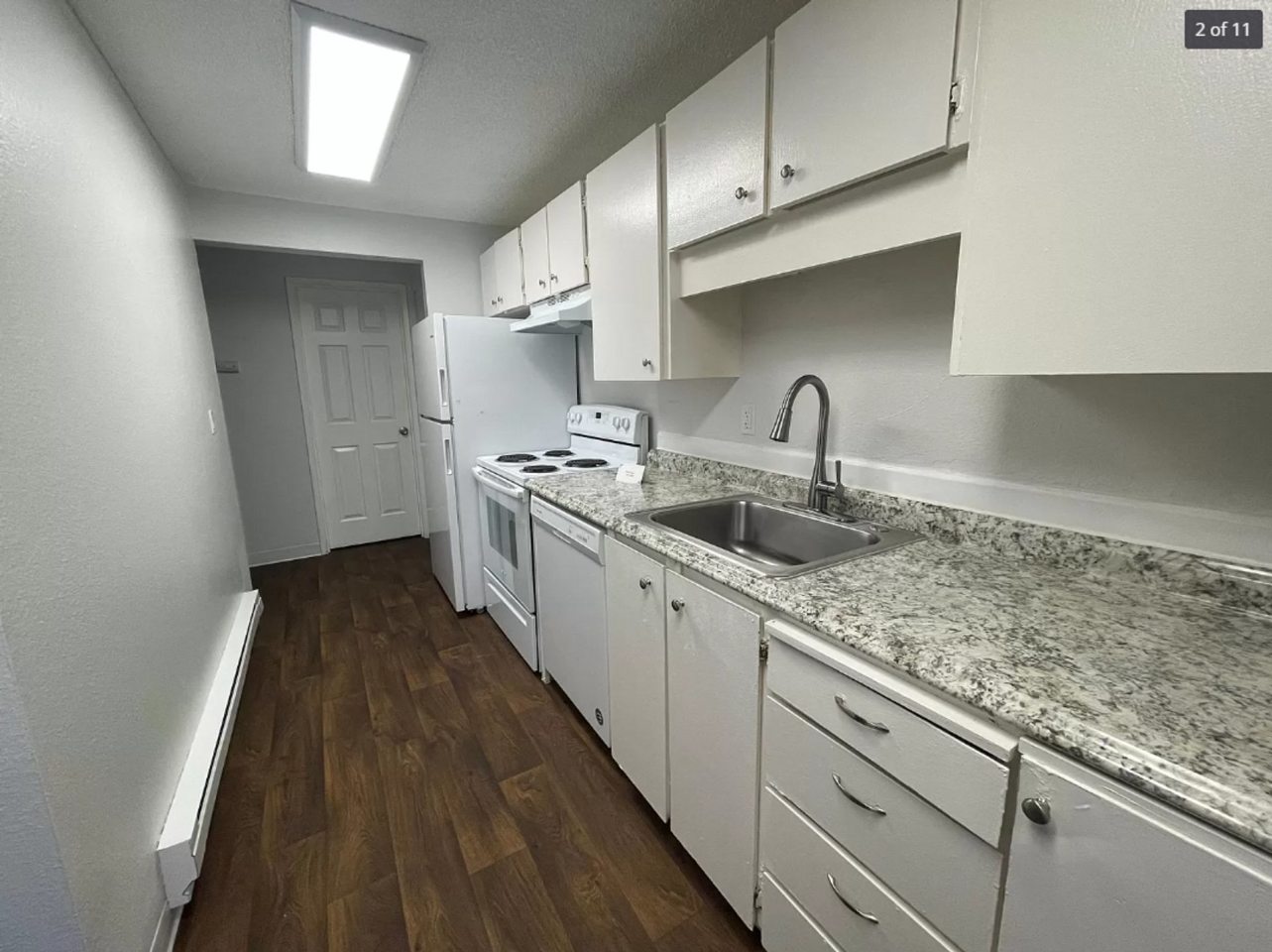 Lindbrook Apartments Image 2