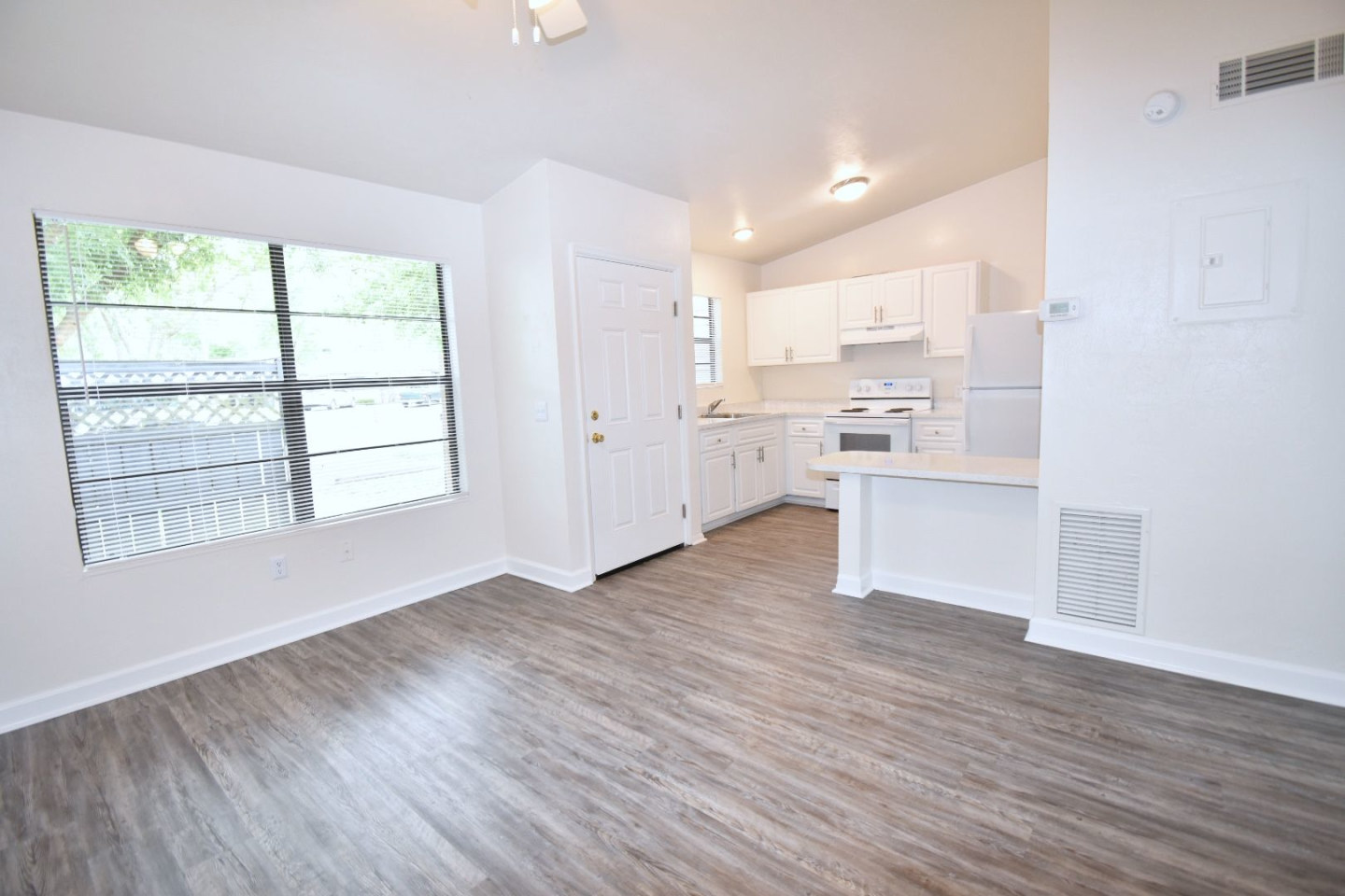 North Pointe Villas Image 7