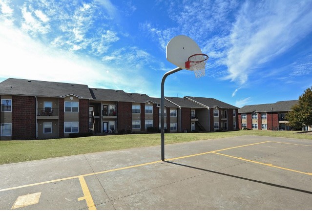 Stonebrook Village Apartments Image 4