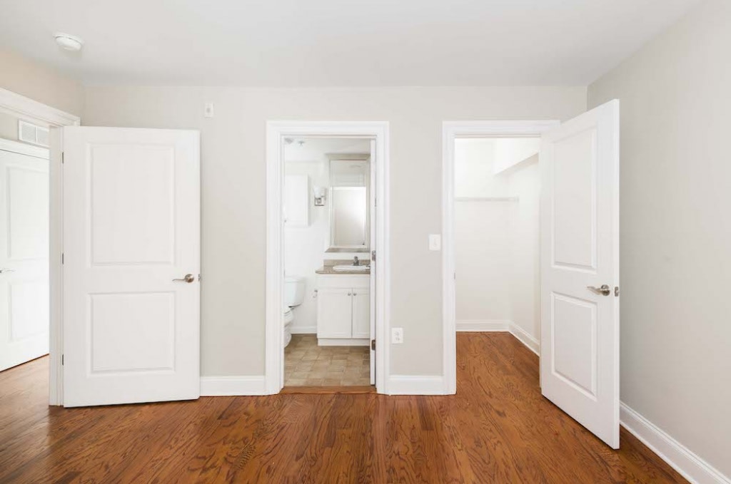 Cherry Street Condominiums Image 8