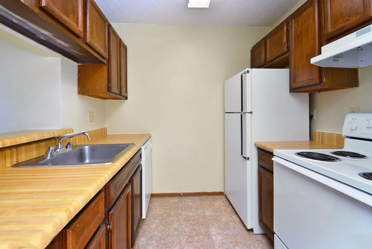 Fountain Woods Apartments Image 3