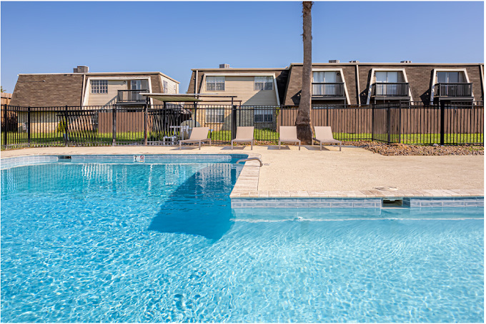 Satsuma Village Apartments Image 13