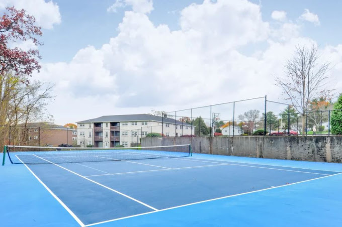 Tanglewood Village Image 12