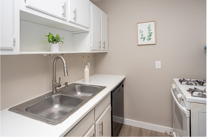 Chandler Apartments Image 1