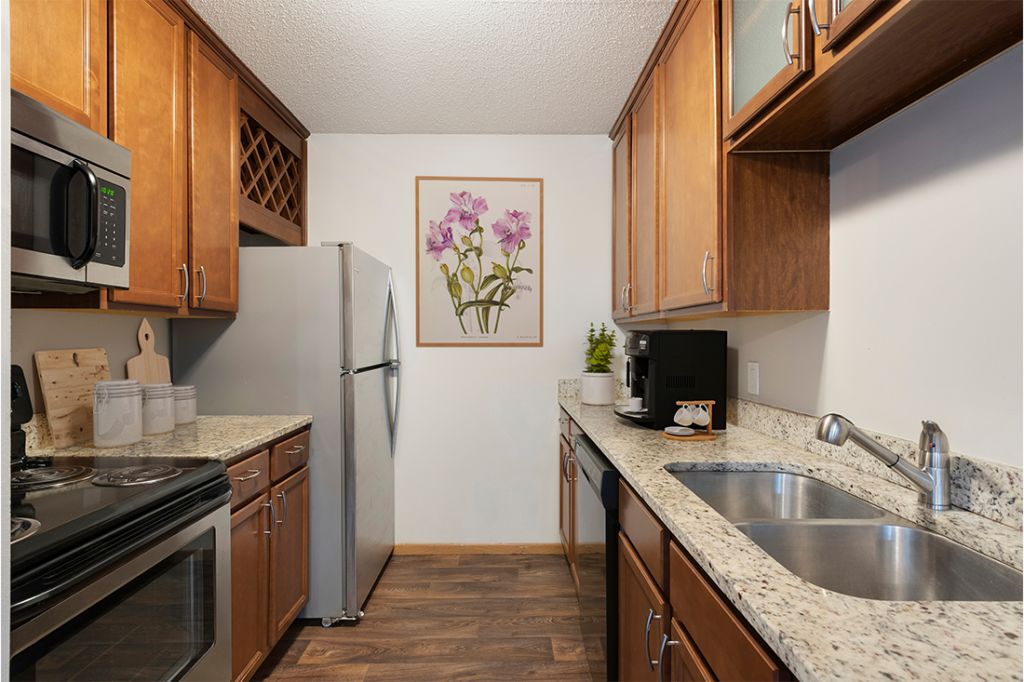 Fernbrook Townhomes Image 2
