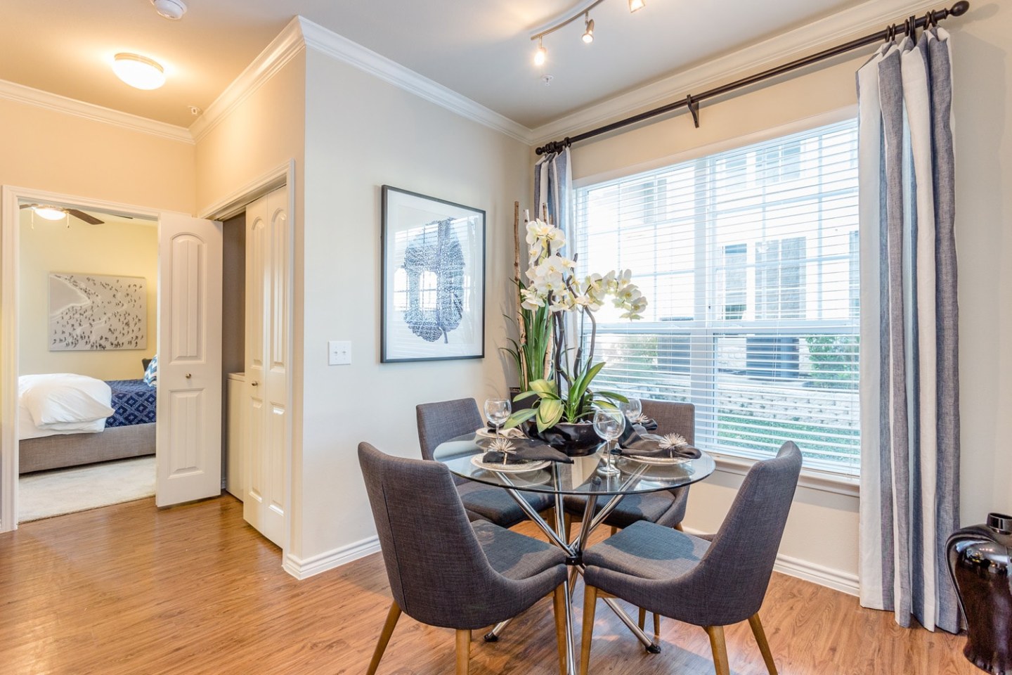 7970 Grand Image 15