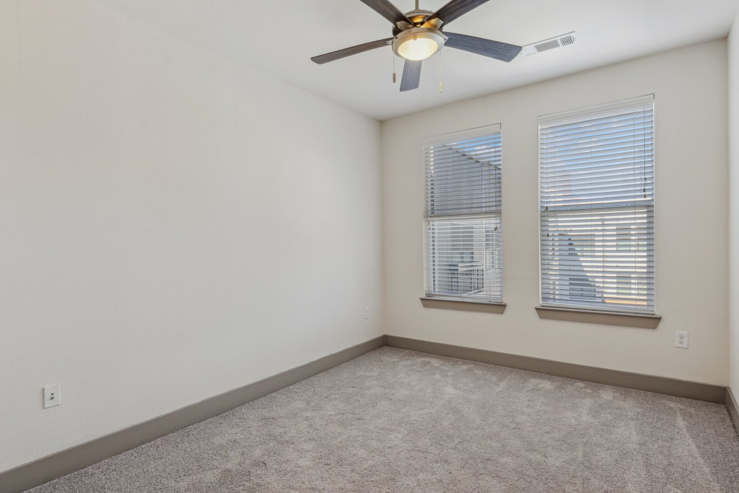 Steelyard Apartments Image 11