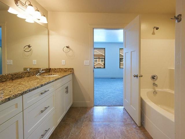 Cove at Pleasant View Town Homes Image 10