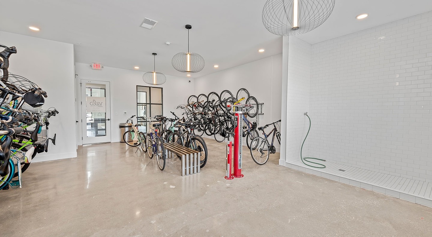Velo Riverside Image 18