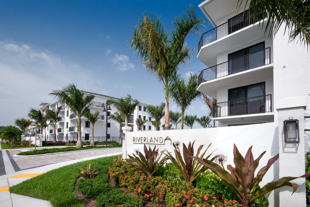 Riverland Apartments Image 41