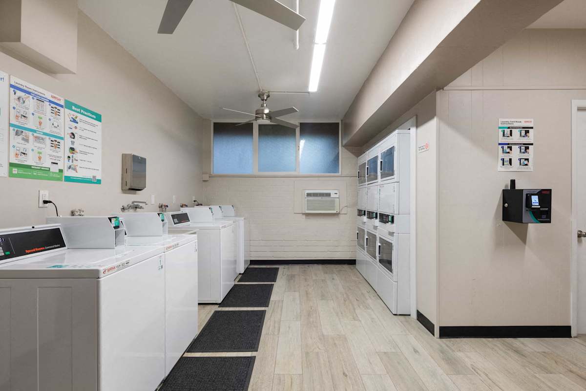 The Cascades Apartments Image 6