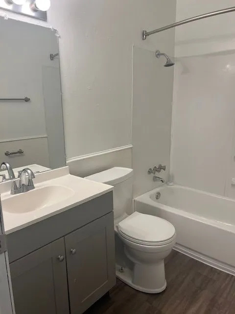 37 Flats Image 8