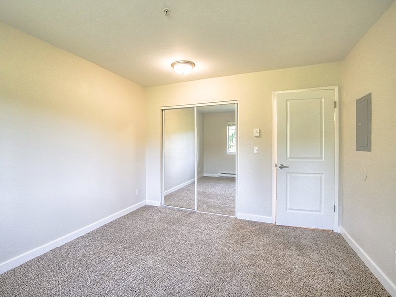 Creekside Village Image 33