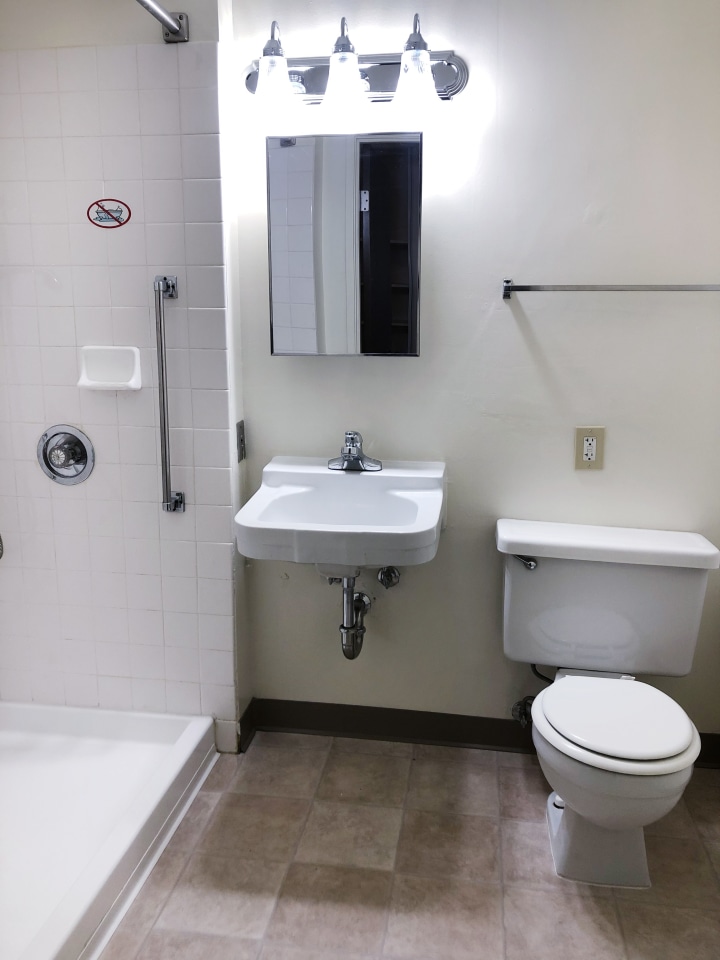 Senior Housing - Rose of Sharon Image 23