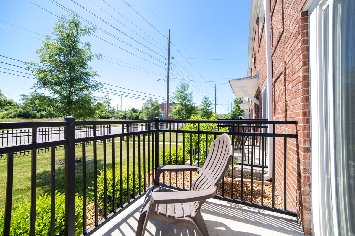 Indiana Flats and Townhomes Image 15