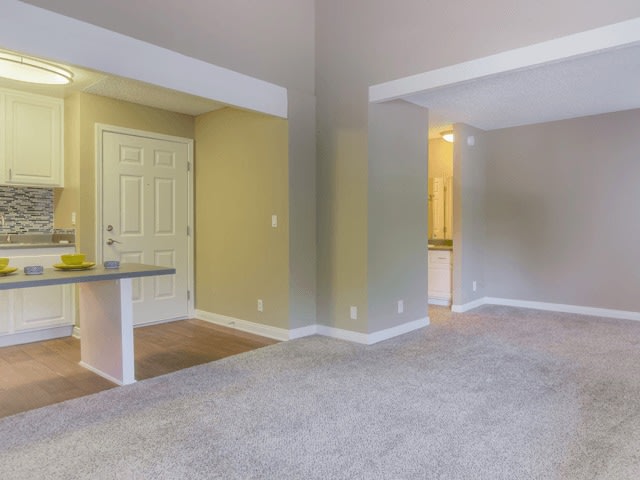 Twenty2Eleven Apartments Image 6