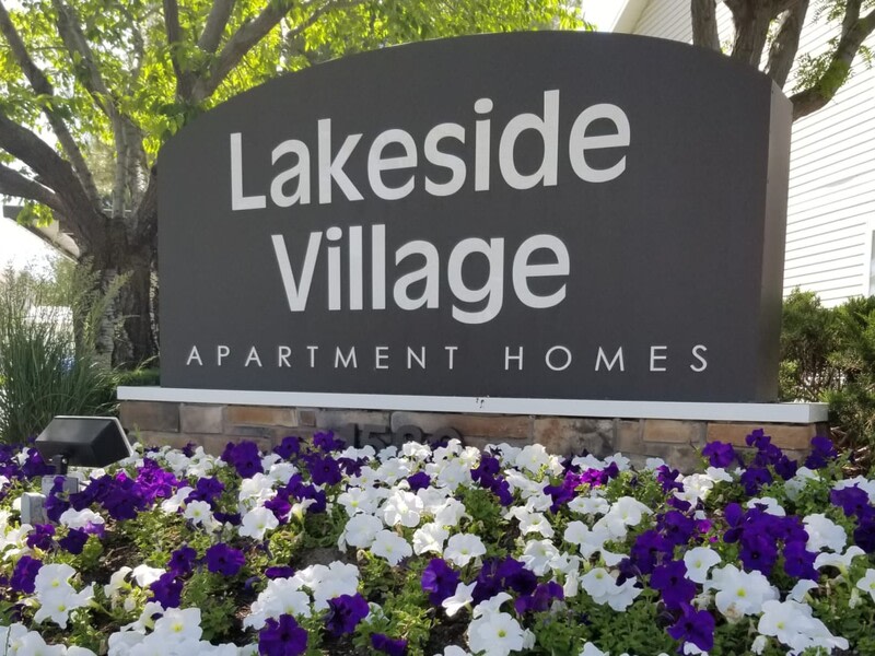 Lakeside Village Image 21