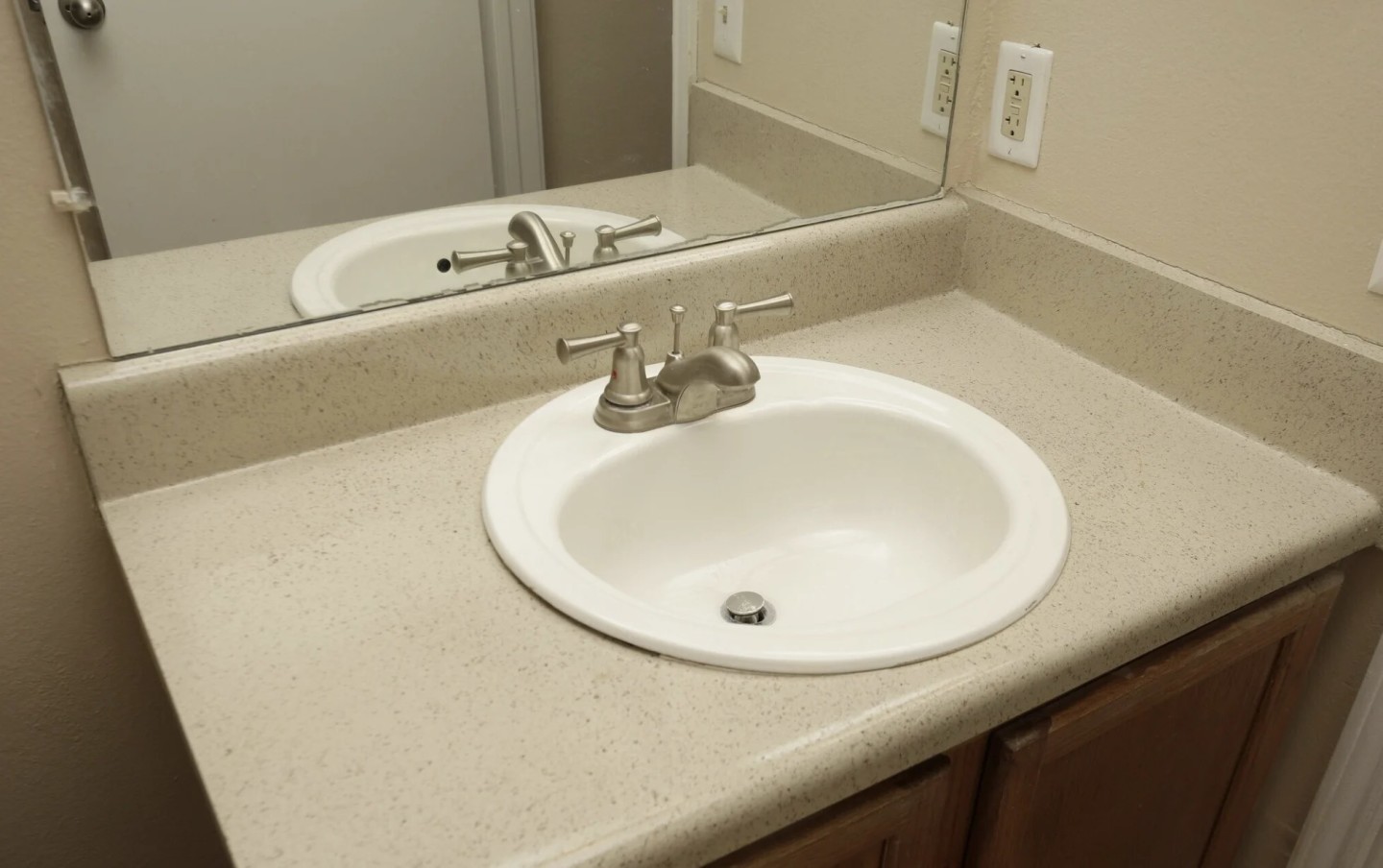 Jamestown Pointe Apartments Image 12