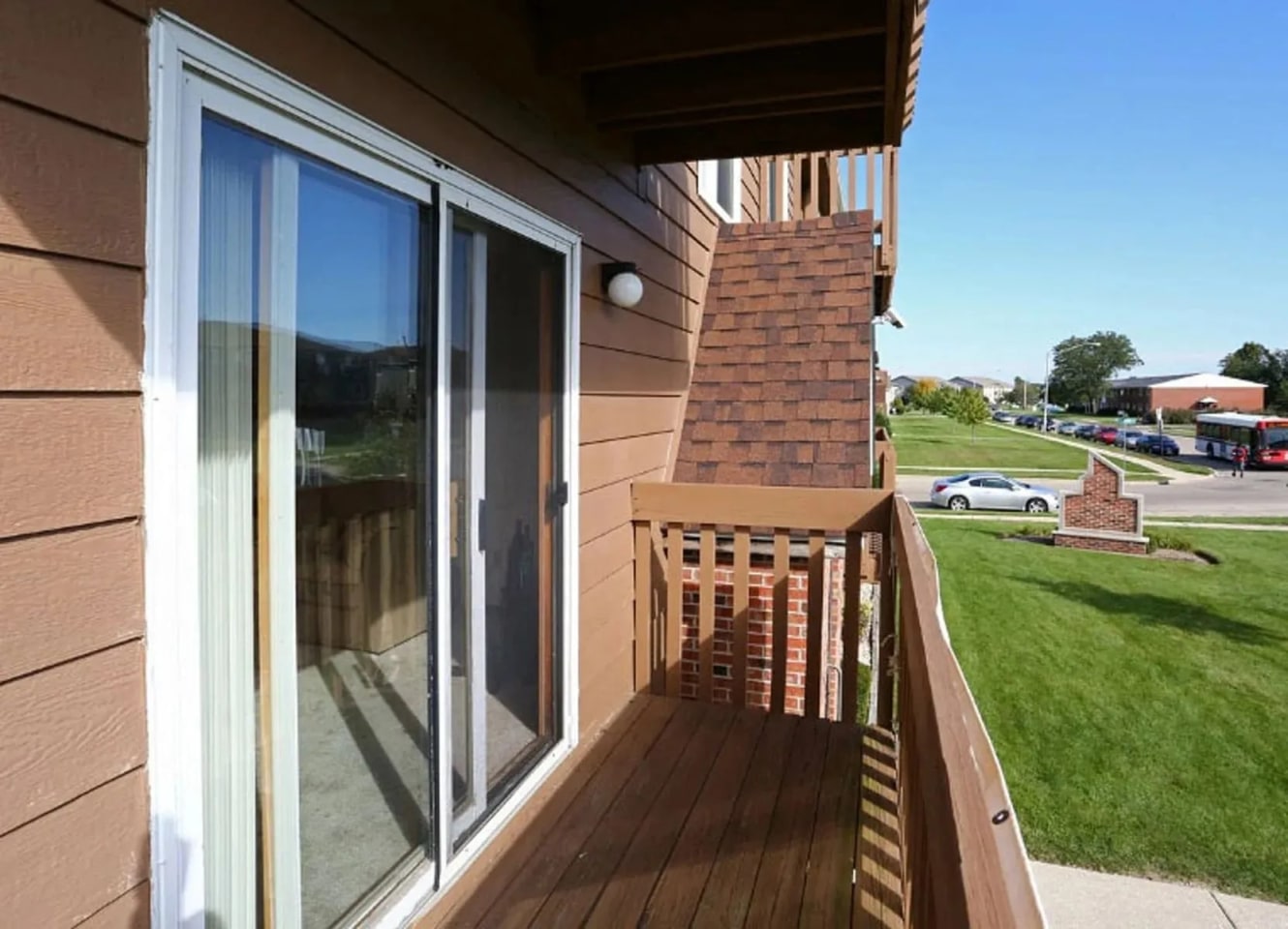 Eco Park Apartments Image 14