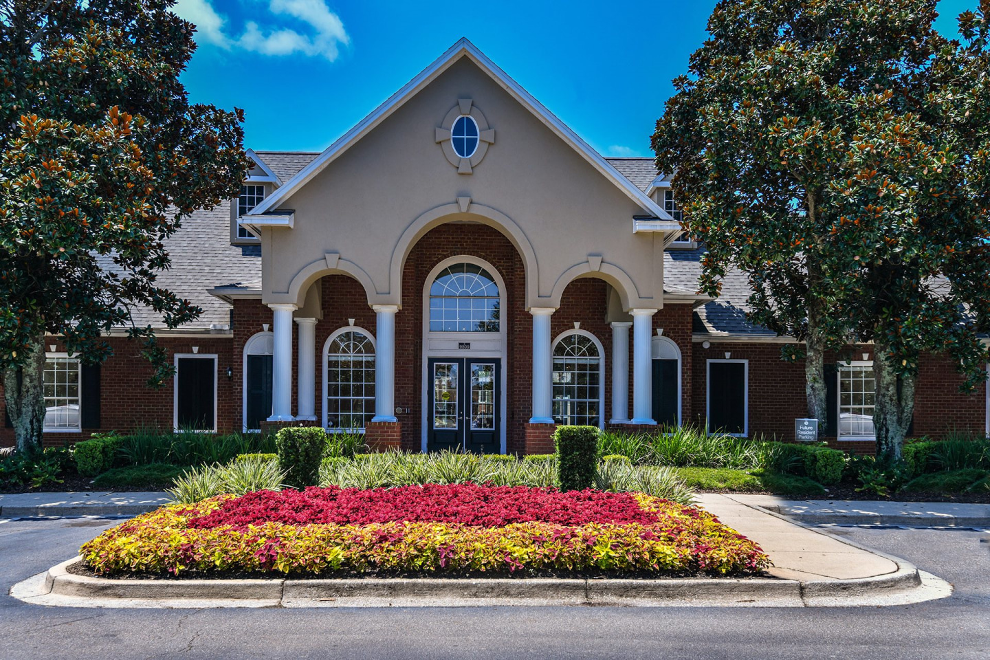 54 Magnolia Image 26