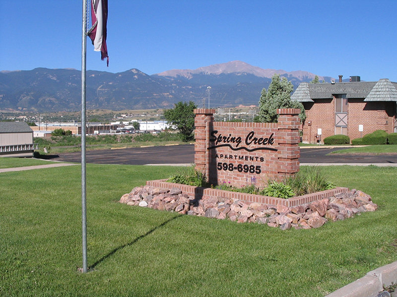 Spring Creek Apartments Image 9