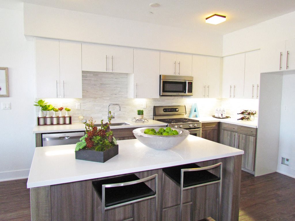 Wellesley House Apartments Image 2