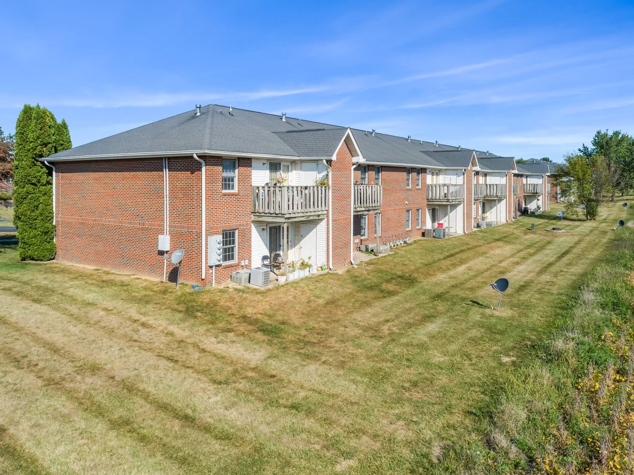 Turnberry Square Image 16