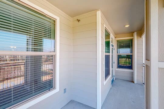 Residence at Oakmont Apartments Image 4