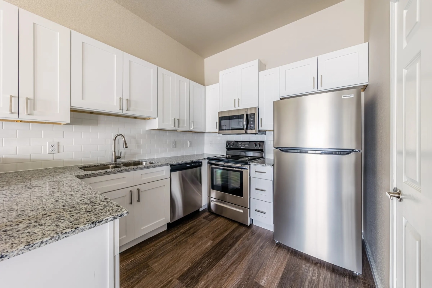 Horseshoe Apartments Image 1