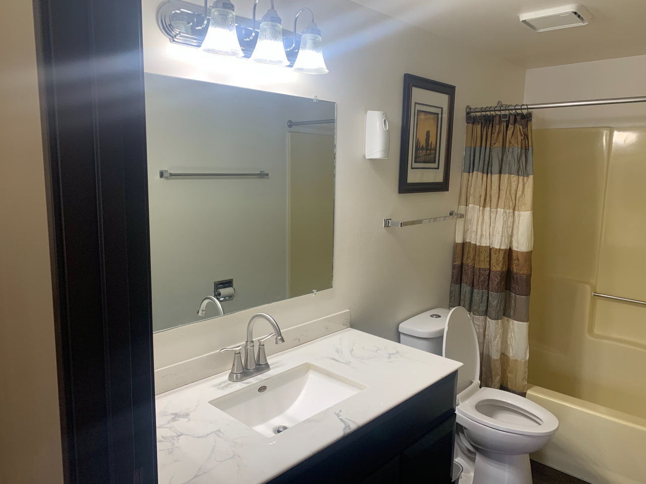 Fox River Bluff Apartments Image 26