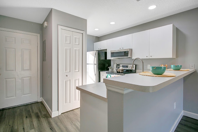 Village Park Townhomes Image 4